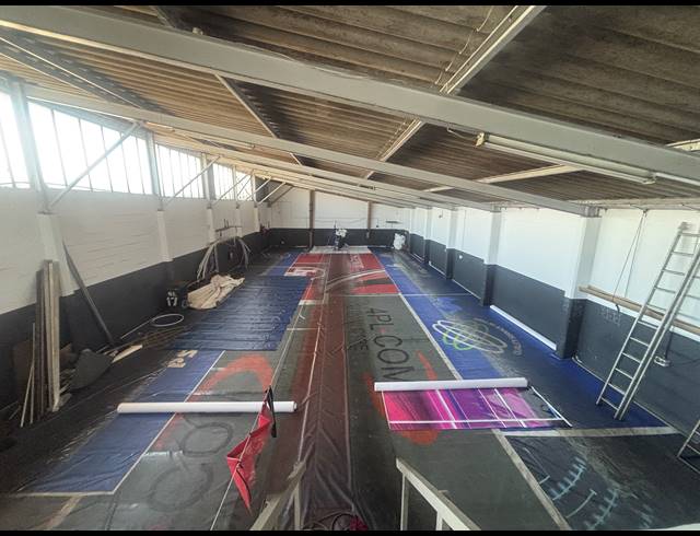 335M² WAREHOUSE TO LET IN STIKLAND INDUSTRIAL